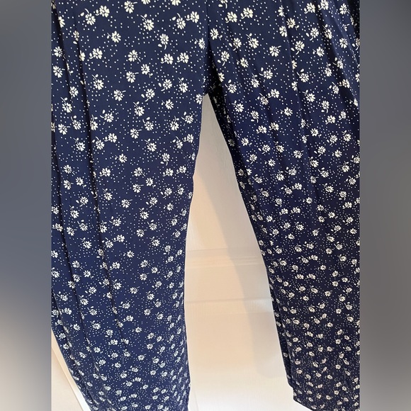 Urban Outfitters Easy Ruffle Jumpsuit (XS) - Picture 6 of 7